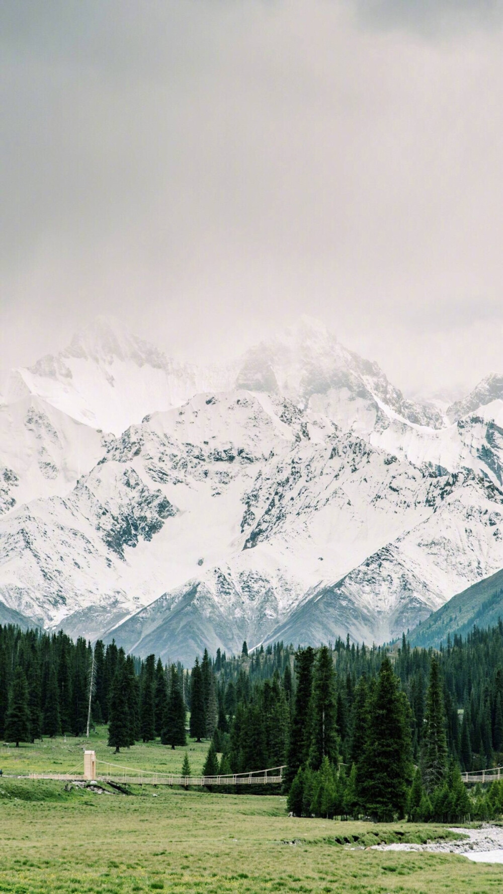 雪山