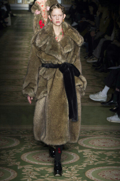 Simone Rocha London Fall 2017 ​ ​​​