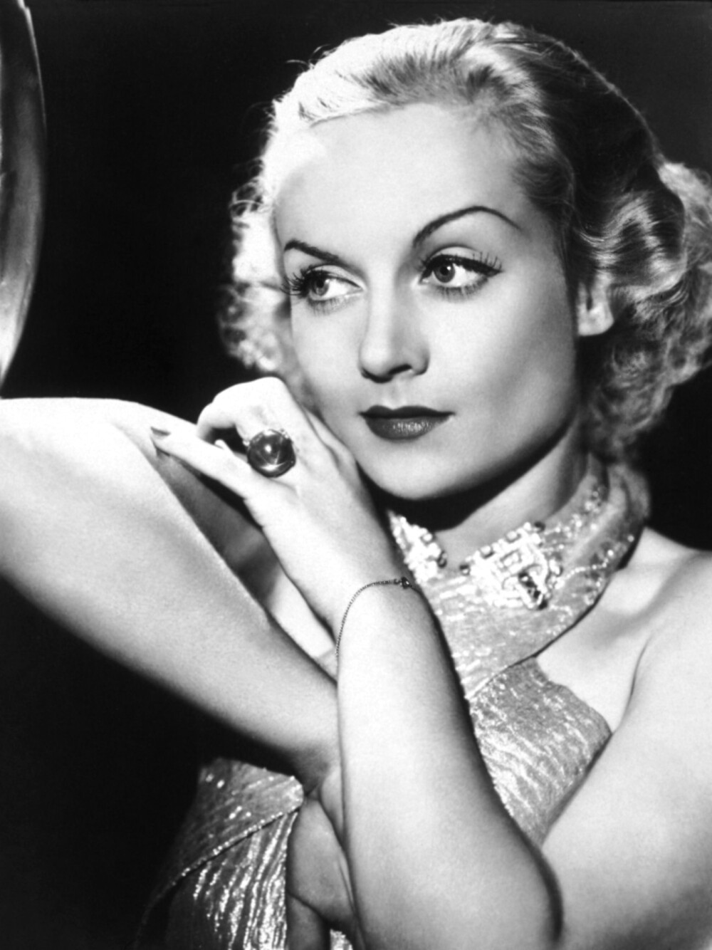 卡洛朗白carolelombard