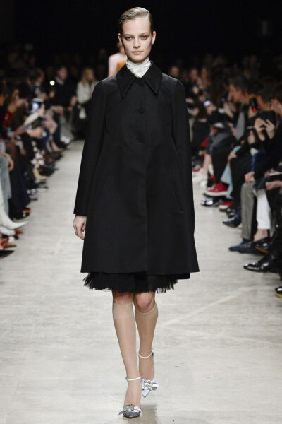 Rochas 巴黎2017秋冬系列时装秀
