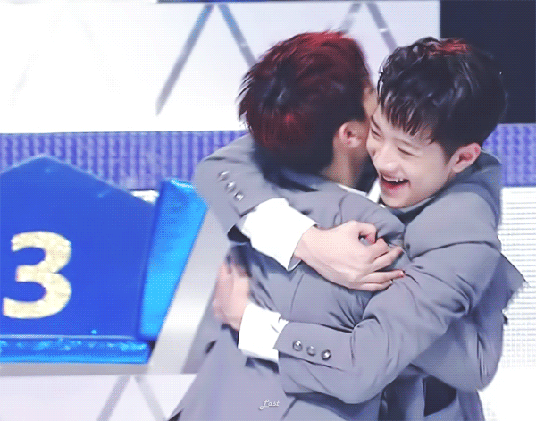 男版produce101wannaone巨型忙内赖冠霖朴佑镇