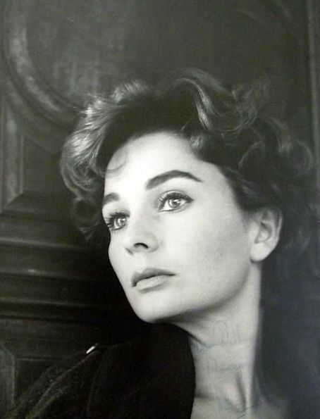 简·西蒙斯 Jean Simmons