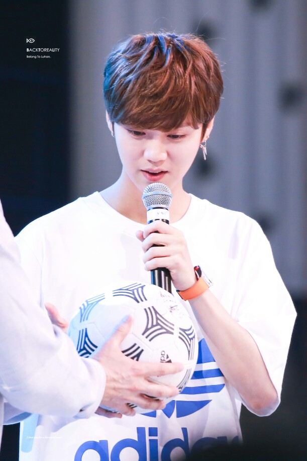 #鹿晗# 170620. Adidas新品发布会.