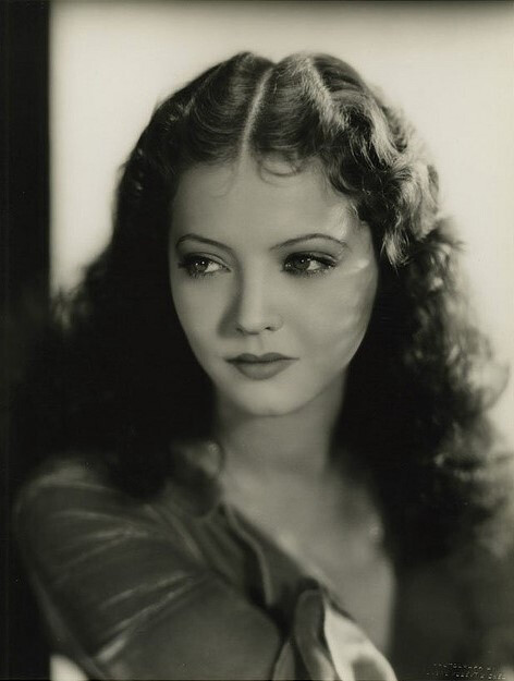 西尔维娅·西德尼 Sylvia Sidney