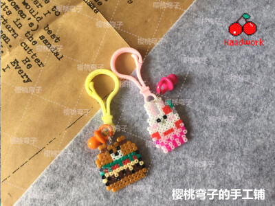 熊和兔子拼豆~taobao:樱桃弯子手工铺WX：CherryHandwork