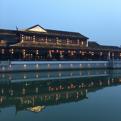 斜塘老街傍晚夜景