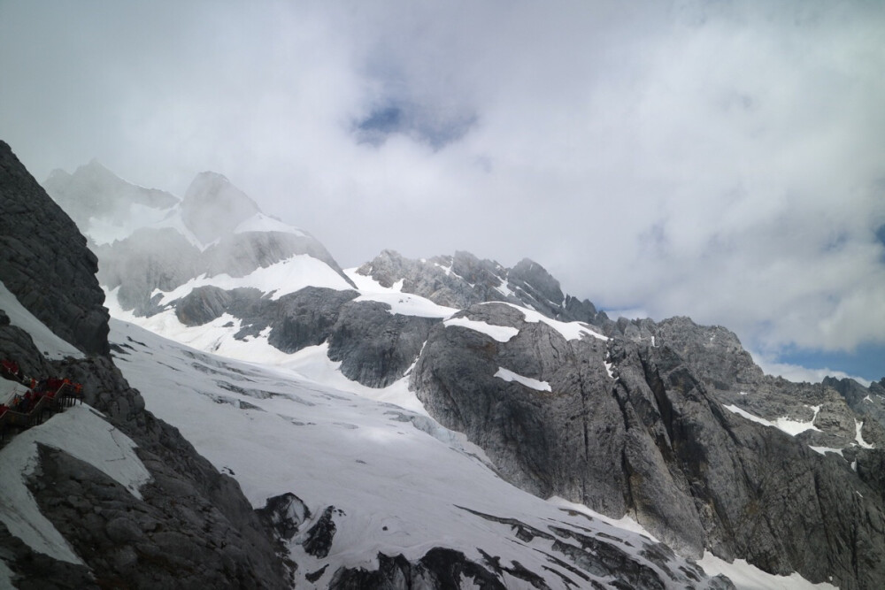 玉龙雪山