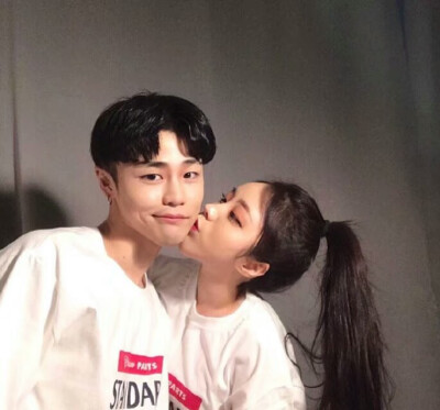 喜欢收藏哦 情侣头像你值得拥有