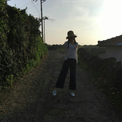 Nine Muses.
朴敏荷ins更新