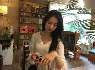 Nine Muses.
朴敏荷ins更新