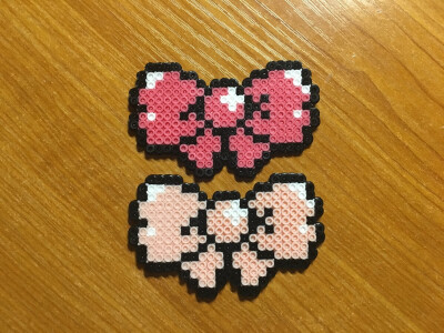 #拼豆
蝴蝶结…