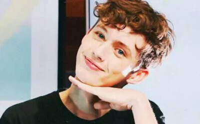 troye