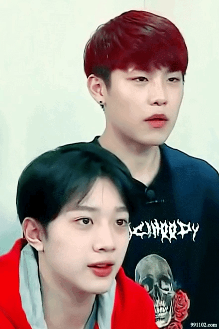 男版produce101wannaone忙内赖冠霖朴佑镇