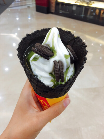 奥利奥饼干抹茶冰淇淋