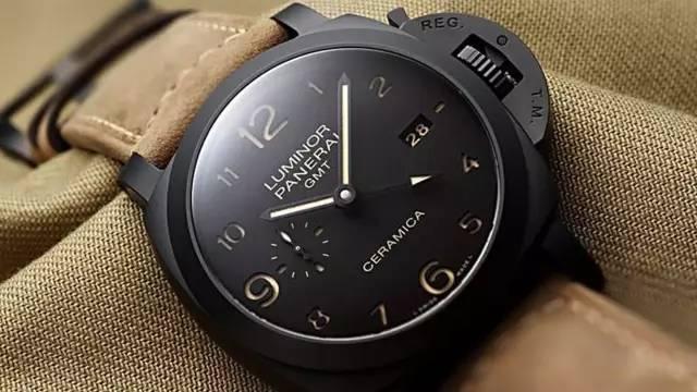 沛纳海PANERAI 31950系列PAM00441 机械男表
￥69,252.00
