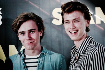 skam告别party
evak