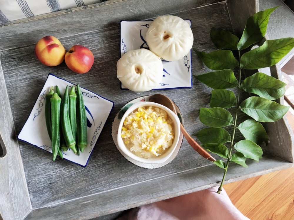 拍张图片，记录为女儿准备的早餐。留待女儿长大后，再一起翻看，每个充满食物香气的早晨……