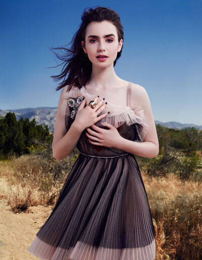 Lily Collins