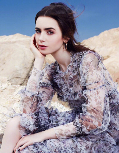 Lily Collins