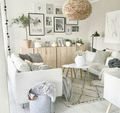 【小窝】不定期更新
纯白原木系北欧风 ​​​