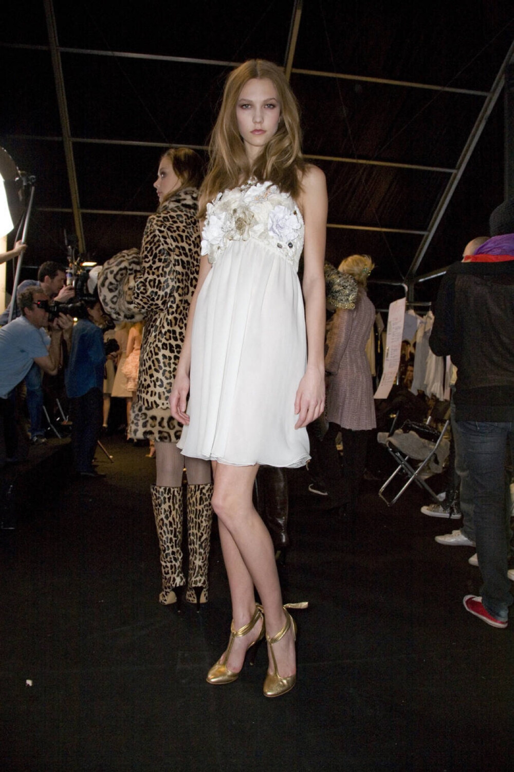 #KarlieKloss# #晚安Karlie# BACKSTAGE | 2008 F/W READY-TO-WEAR BLUMARINE ​