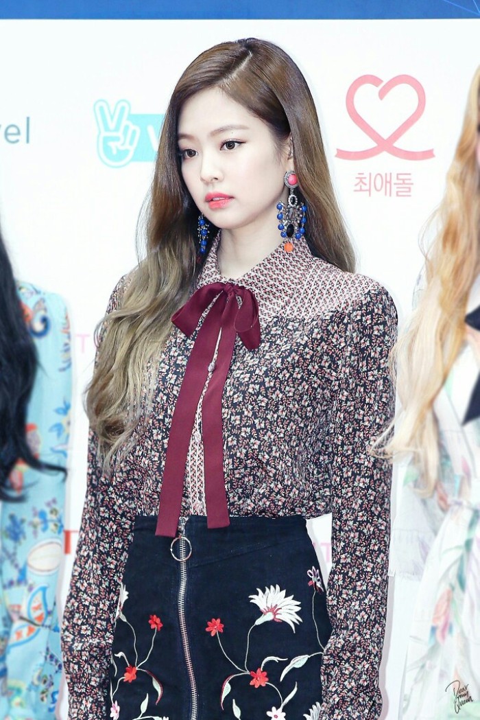 JENNIE♡♡