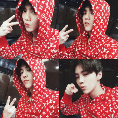 #鹿晗# 170629. 微博"冒个泡✌✌"。