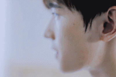 杨洋·高露洁 饭修动图@foryanging
羊跳舞的时候魅力真的无限大，对会跳舞的男孩子完全完全没有抵抗力啊