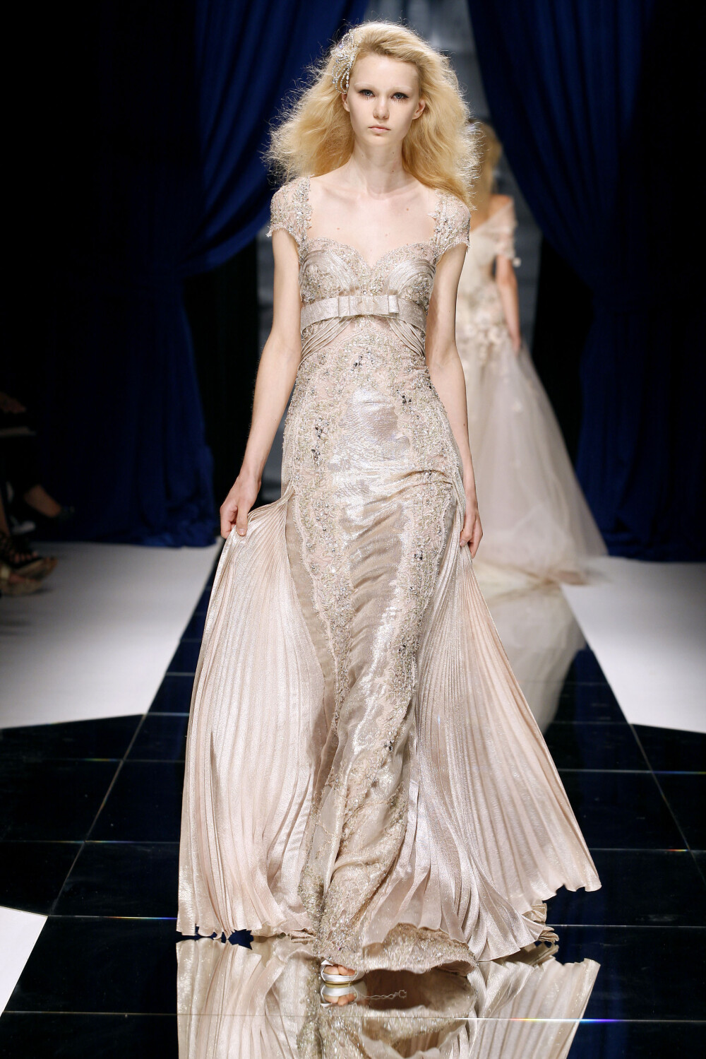 Zuhair Murad（祖海·慕拉）2010秋冬高级定制系列发布秀