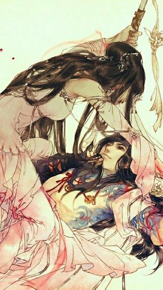 忆起多年前笑意，都已成心底秘密。听说有人曾落泪，看过街灯亮与熄。