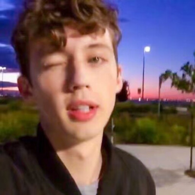 Troye 