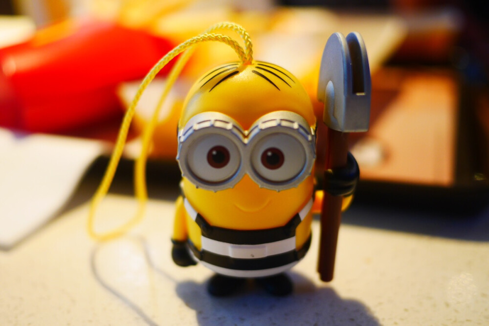 M记吃个网红餐 minion萌出血 来来来我们站个岗！哔哔哒哔哔啦啦啦