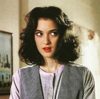 维诺娜·赖德Winona Ryder