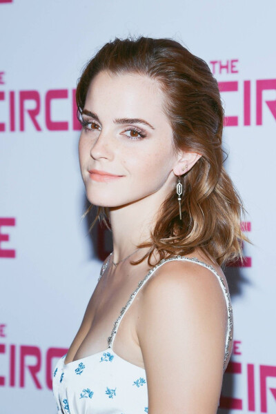 #艾玛沃特森# Emma Watson at Cinema UGC Normandie 2017 ​​​