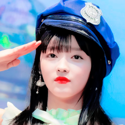 刘是我 Yooa Oh My Girl 爱豆头像♡