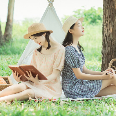 复古怀旧风 收腰显瘦短袖格子连衣裙泡泡袖纽扣装饰中长款A字裙