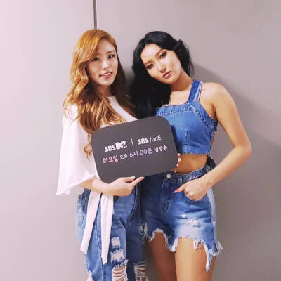 MAMAMOO 마마무 郑辉人 华莎 安慧真