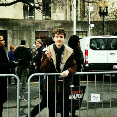 troye sivan 特洛伊·希文 戳爷 明星 壁纸 