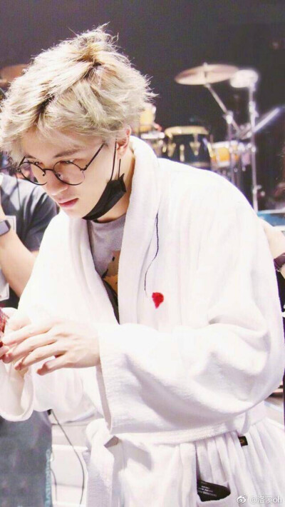 薛之谦 活该你红一辈子