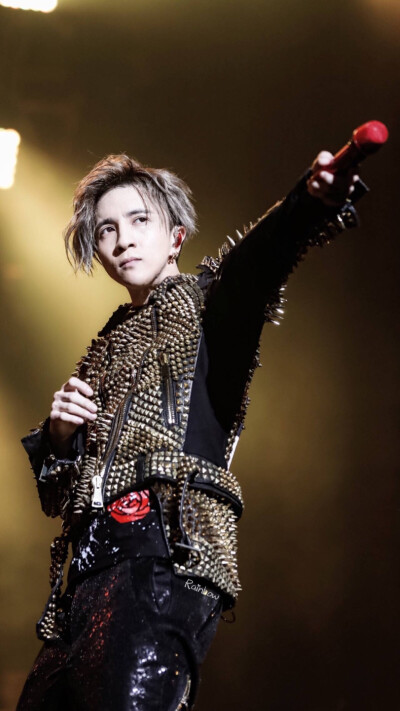 我们爱你 你知道吗 很爱的那种 你知道吗