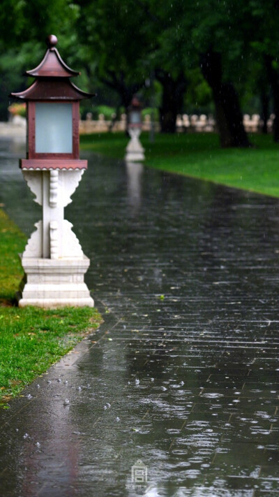 故宫雨景