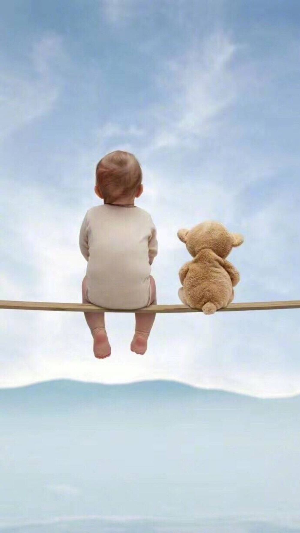 Baby and bear 