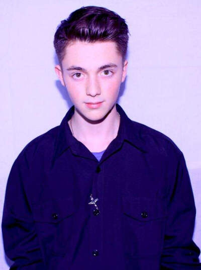 Greyson Chance
格雷森·蔡斯
