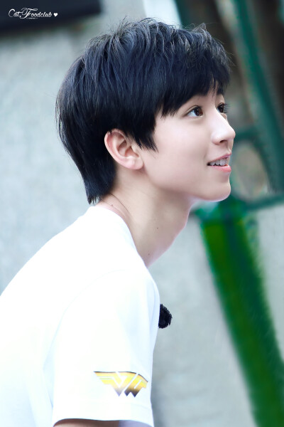 #TFBOYS王俊凯# #王俊凯# #TFBOYS# crCatFoodClub王俊凯的猫粮社