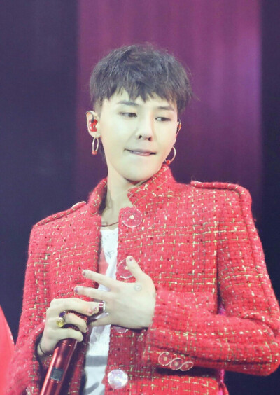 #G-Dragon 权志龙 GD#舞台表演高清图cr:logo