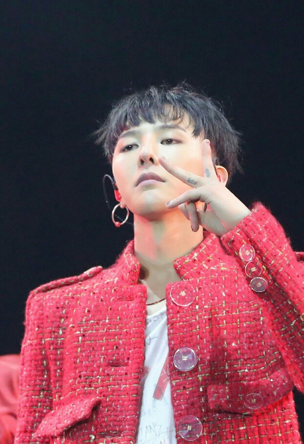 #G-Dragon 权志龙 GD#舞台表演高清图cr:logo