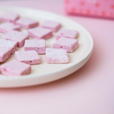 棉巧棉花糖小食树莓巧克力味儿童夹心手工生日礼物糖果礼盒送女生