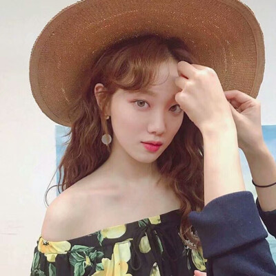 李圣经 女头 花崎结弦