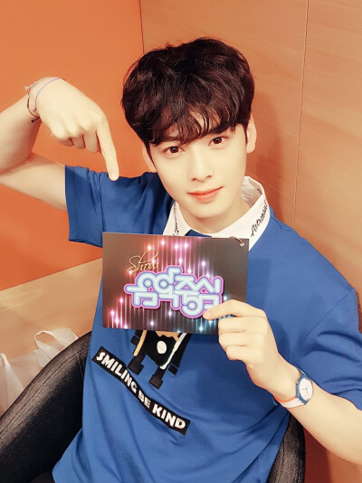 Astro 车银优 颜值担当 小哥哥帅气 成均馆大学学霸 壁纸 头像 图片搬运自微博