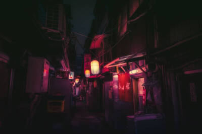 夜间小巷｜摄影师Masashi Wakui ​